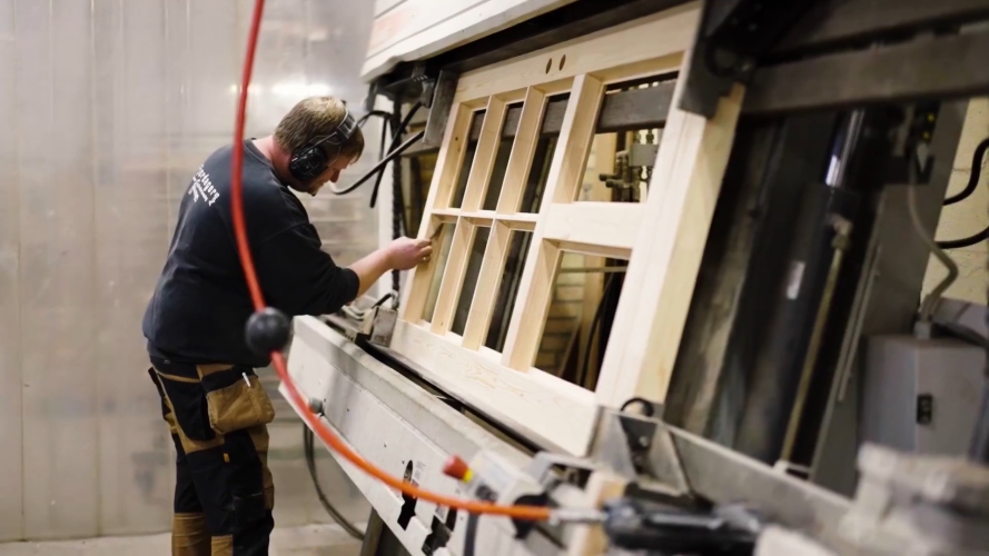 Nye vinduer og døre renovering